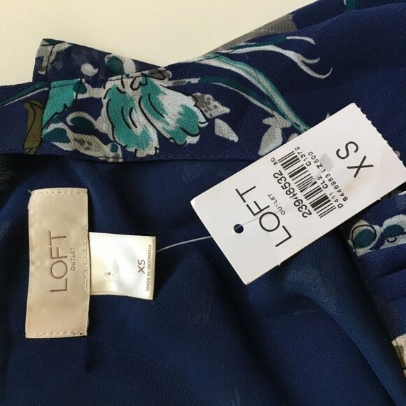 NWT LOFT Floral Print - size XS - Picture 9 of 10